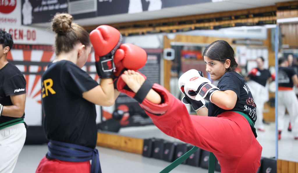 clases de artes marciales para adultos en gavá